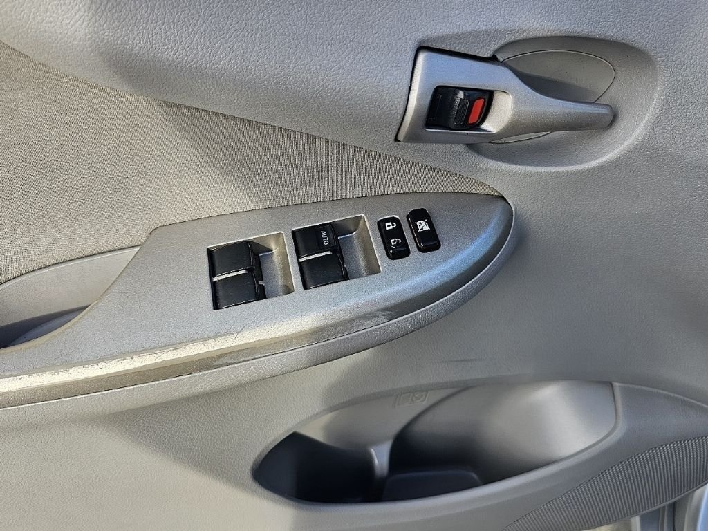 Used 2011 Classic Silver Metallic Toyota LE image 30