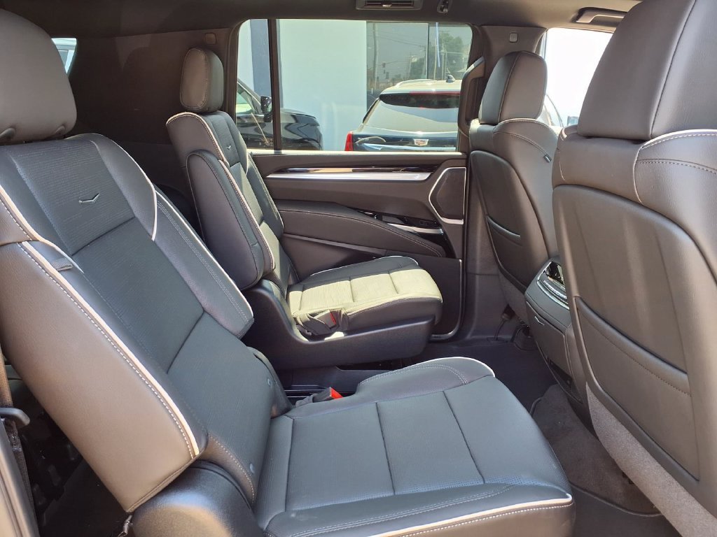 2026 Cadillac Escalade ESV Sport - Photo 6