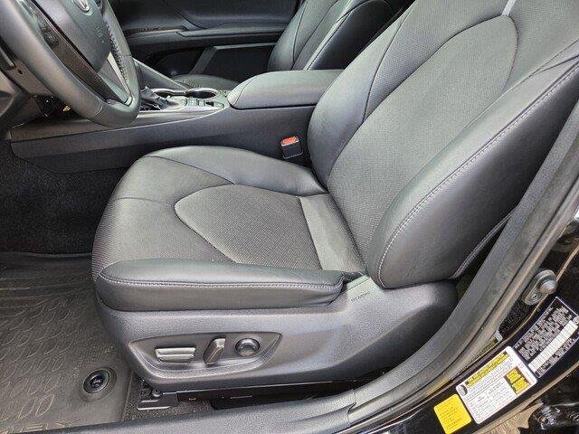 Used 2024 Midnight Black Metallic TOYOTA XSE V6 image 10
