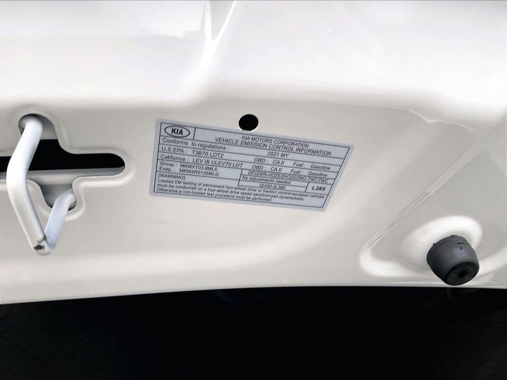 Used 2021 White Kia EX image 36