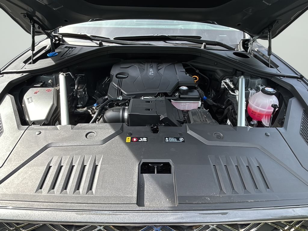 2026 GENESIS GV70 Standard - Photo 9