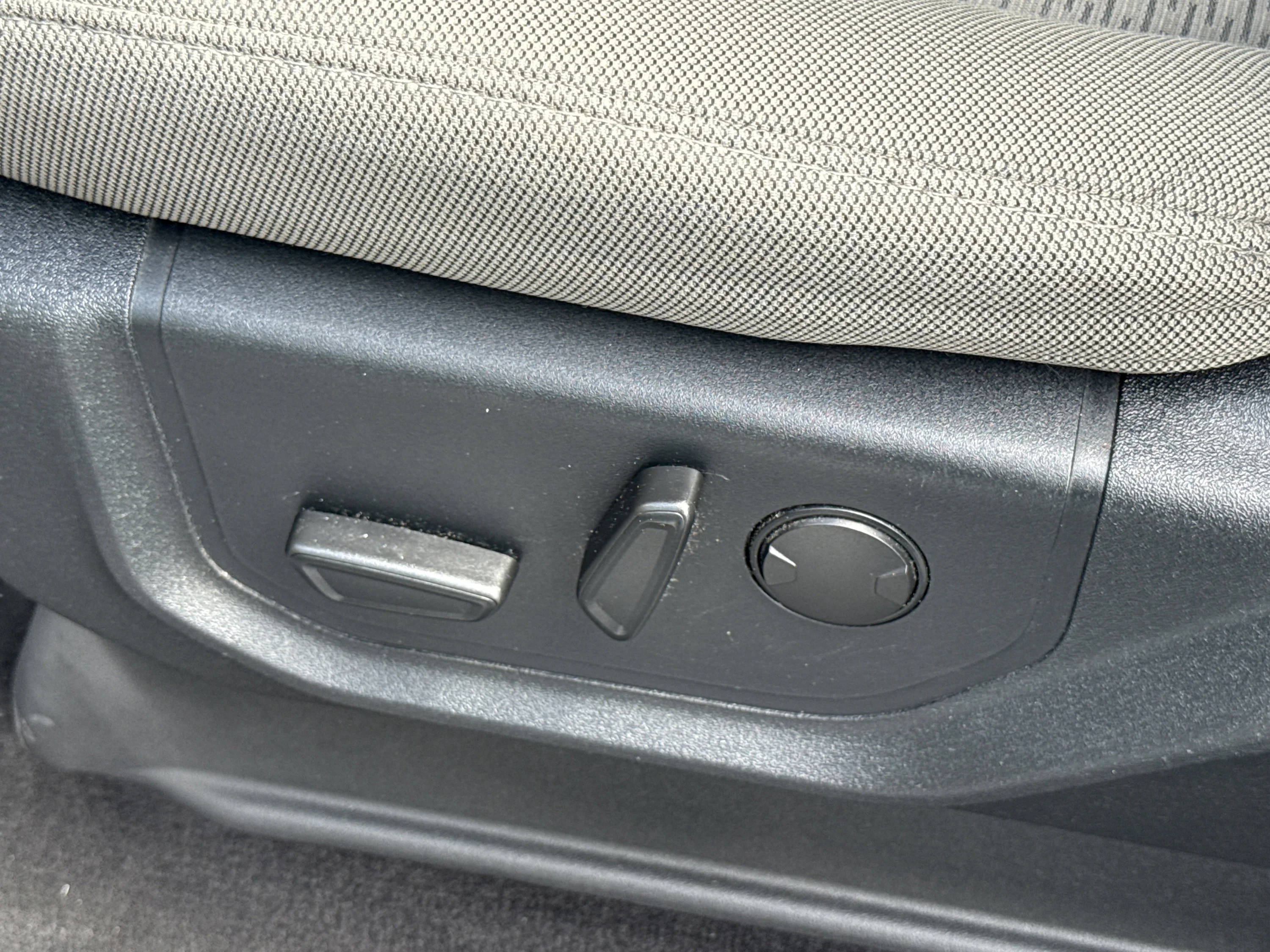 Used 2019 Ingot Silver Metallic Ford XLT image 33