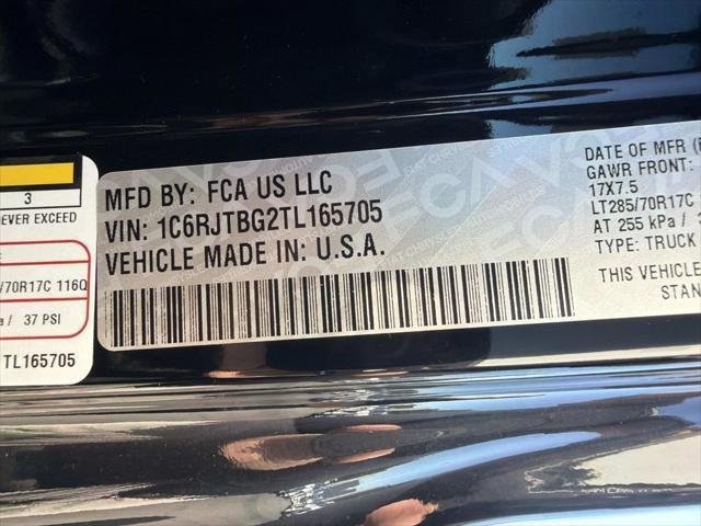 New 2026 Black Clear-Coat Exterior Paint Jeep Rubicon image 31
