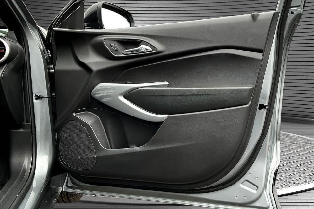 Used 2026 Gray Chevrolet 1RS image 27