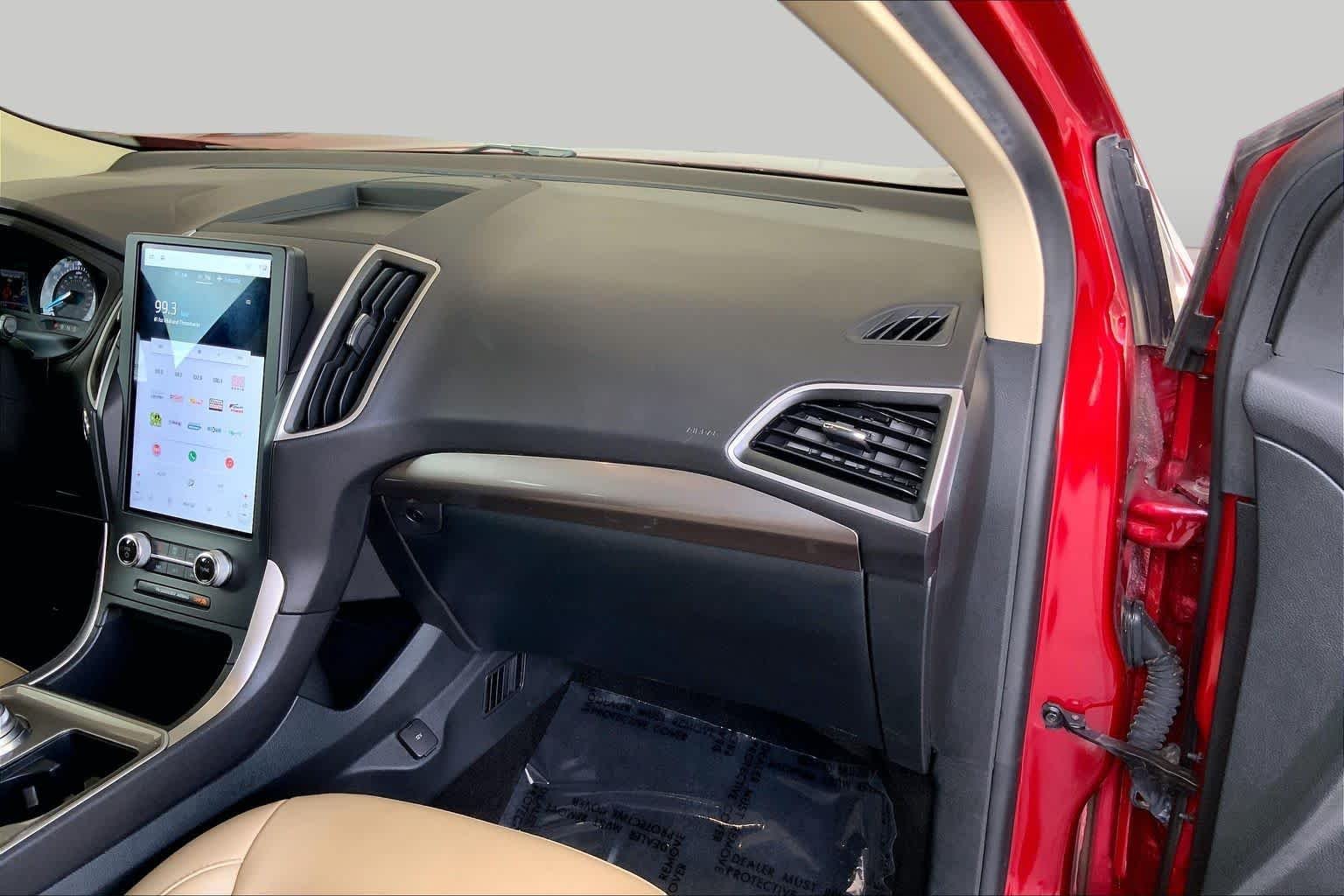 Used 2024 Rapid Red Metallic Tinted Clearcoat Ford SEL image 19
