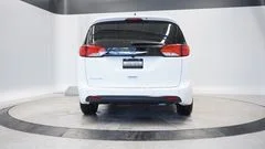 New 2026 Bright White Clear-Coat Exterior Paint Chrysler LX image 42