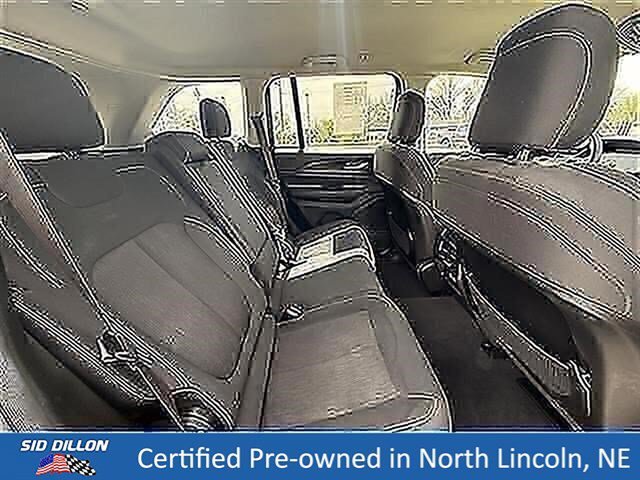 Used 2023 Diamond Black Crystal Pearlcoat Jeep Laredo image 23