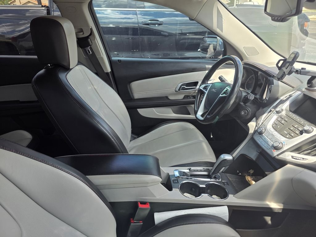Used 2014 Champagne Silver Metallic GMC SLT-1 image 5