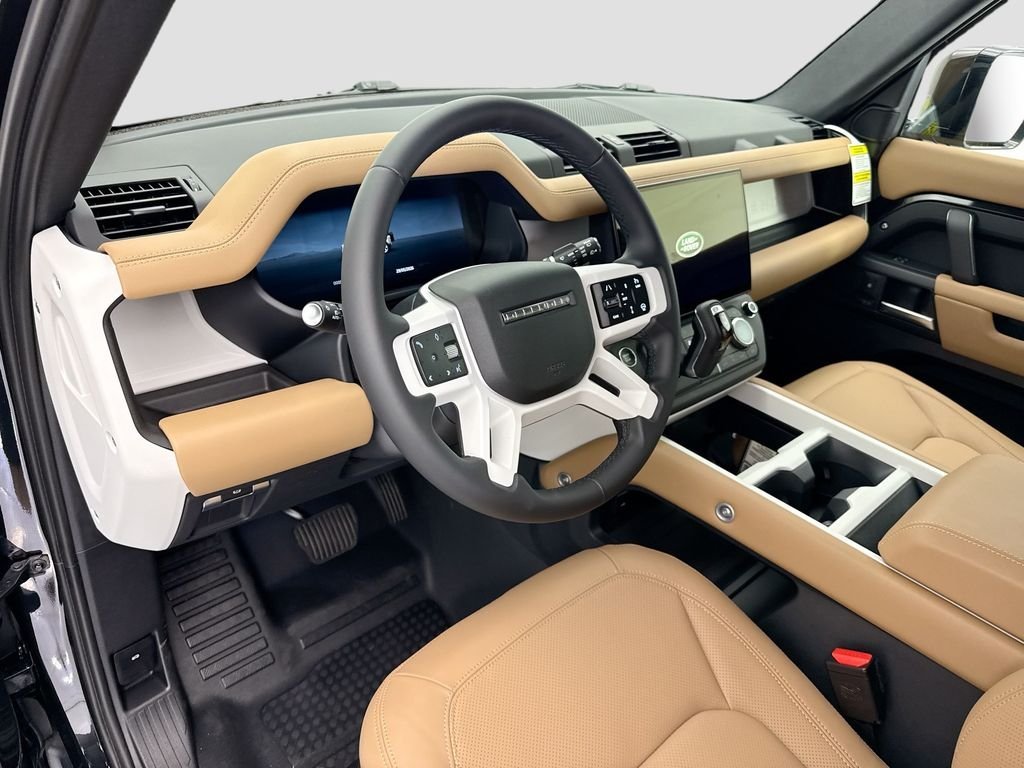 New 2026 Santorini Black LAND ROVER X-Dynamic SE image 9