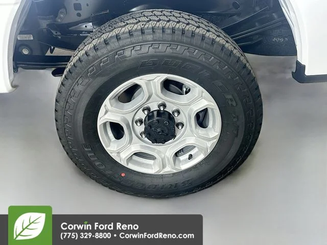 New 2026 Oxford White Ford XLT image 30