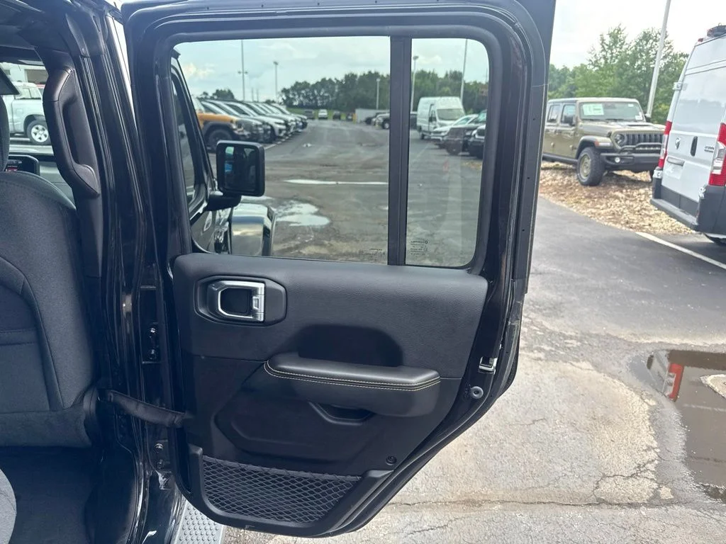 Used 2025 Black Jeep Sahara 4xe image 47