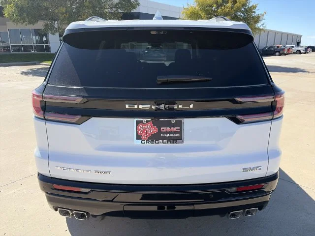 New 2027 White GMC Denali Ultimate image 5