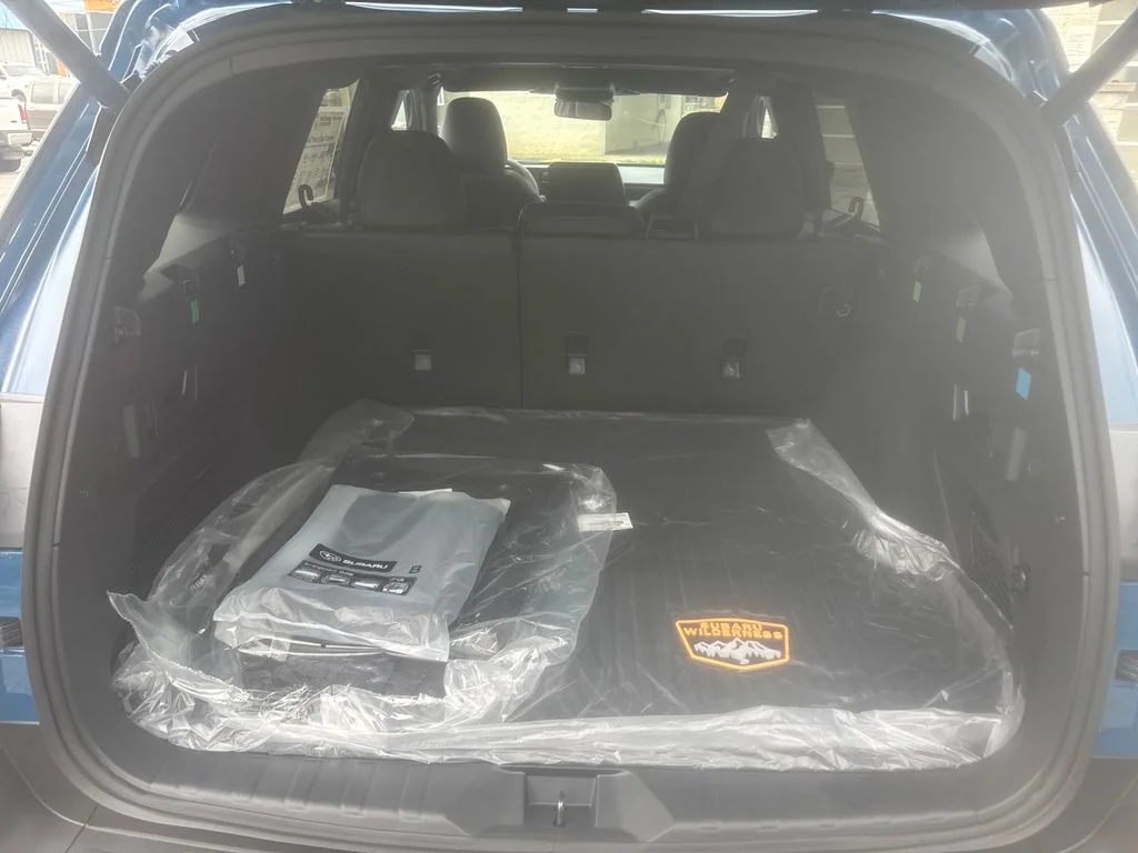 New 2026 GEYSER BLUE Subaru Wilderness image 18