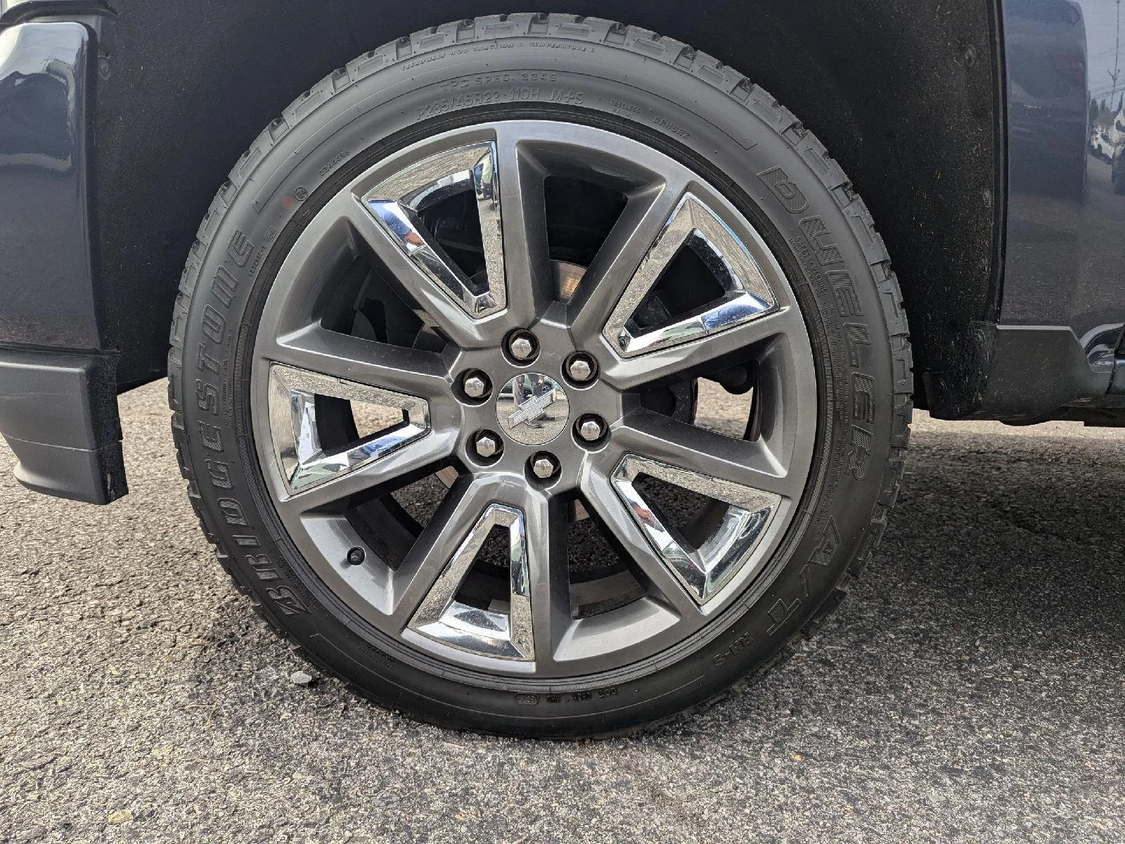 Used 2018 Centennial Blue Metallic Chevrolet LTZ image 10