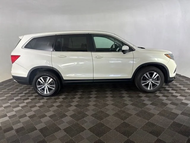 Used 2018 White Honda EX-L image 5