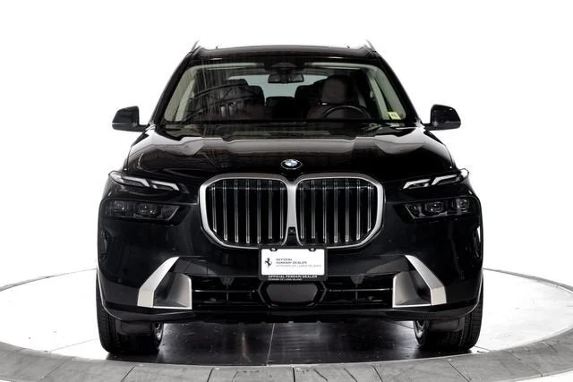 Used 2024 Black Sapphire Metallic BMW xDrive40i image 11