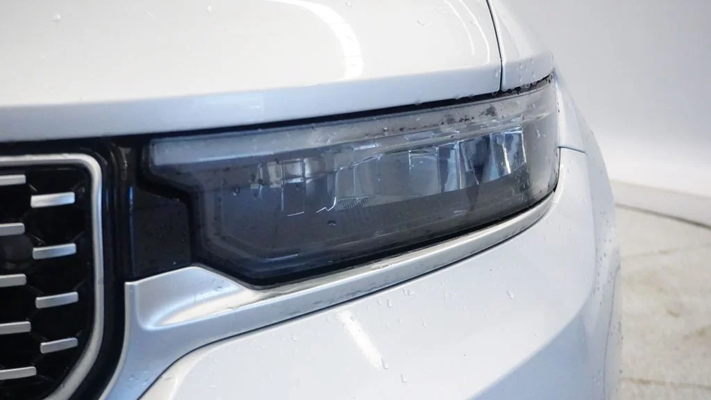 Used 2022 Silver Jeep Summit image 9
