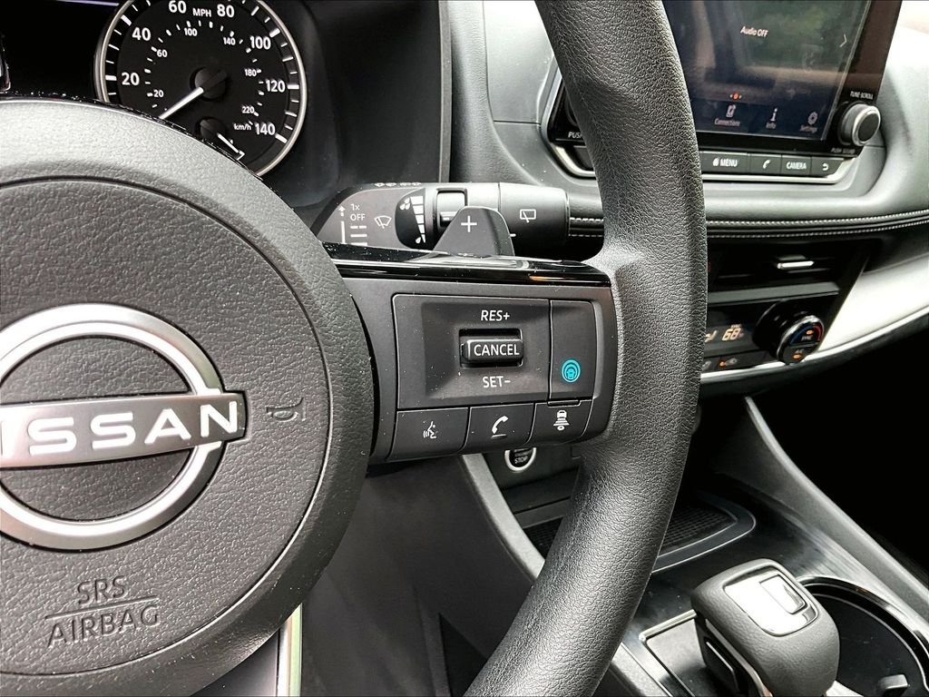Used 2023 Gray Nissan SV image 19