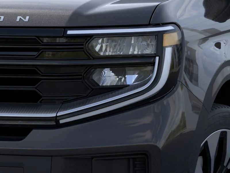 New 2026 Agate Black Metallic Ford MAX Platinum® image 19
