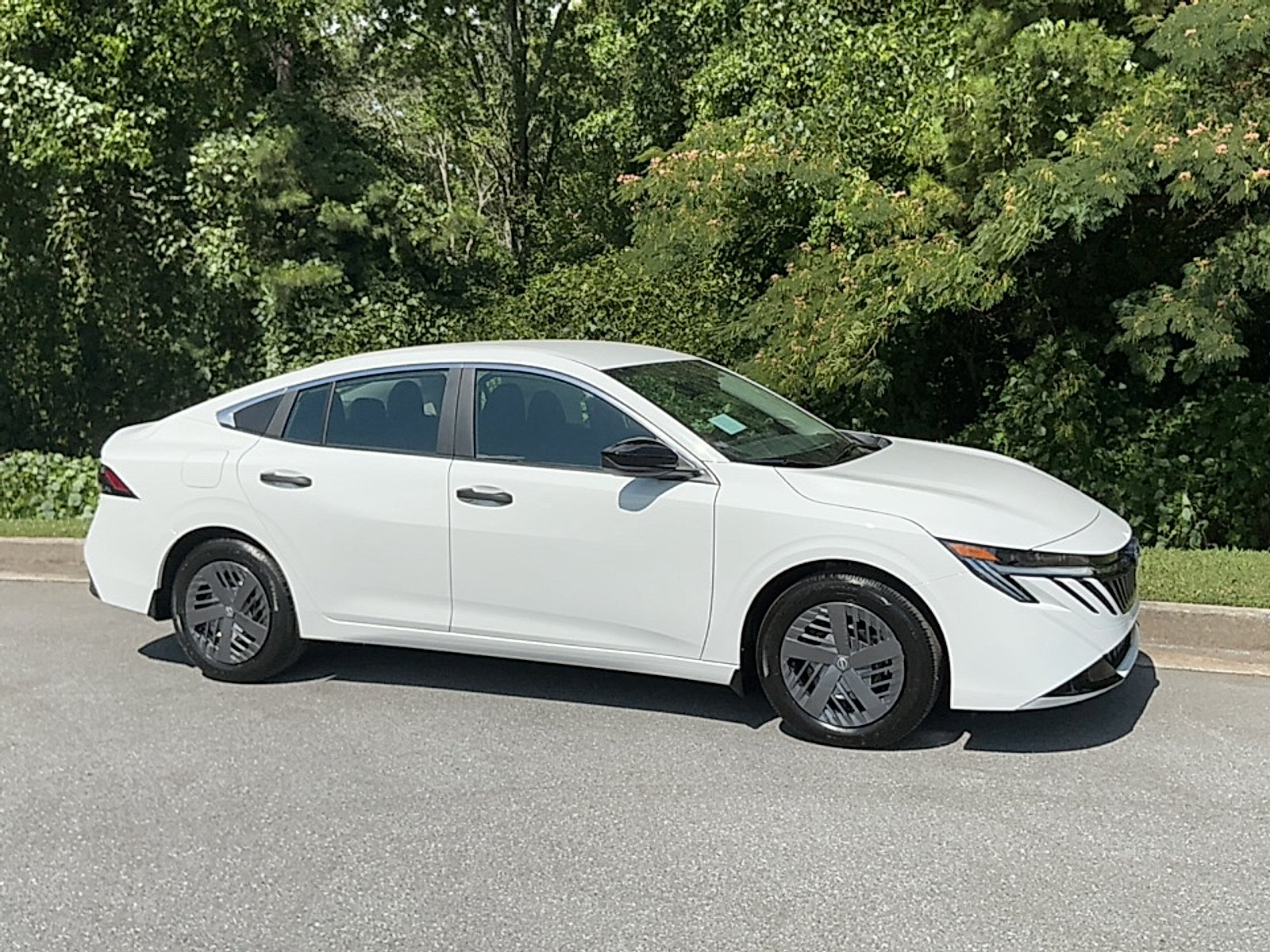 2026 Nissan Sentra S CVT's photo