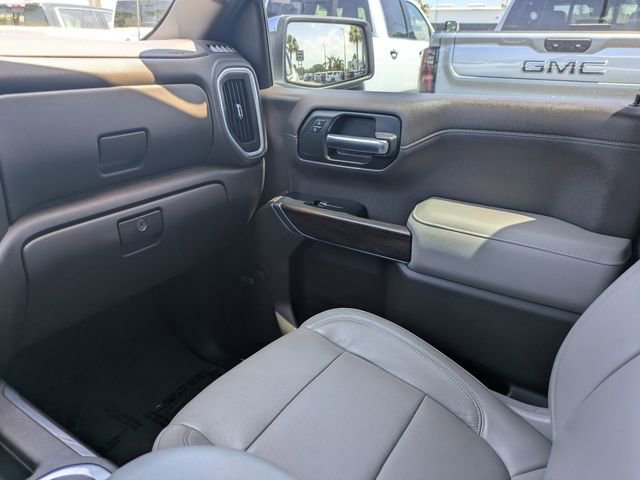 Used 2019 WHITE FROST TRICOAT GMC SLT image 16
