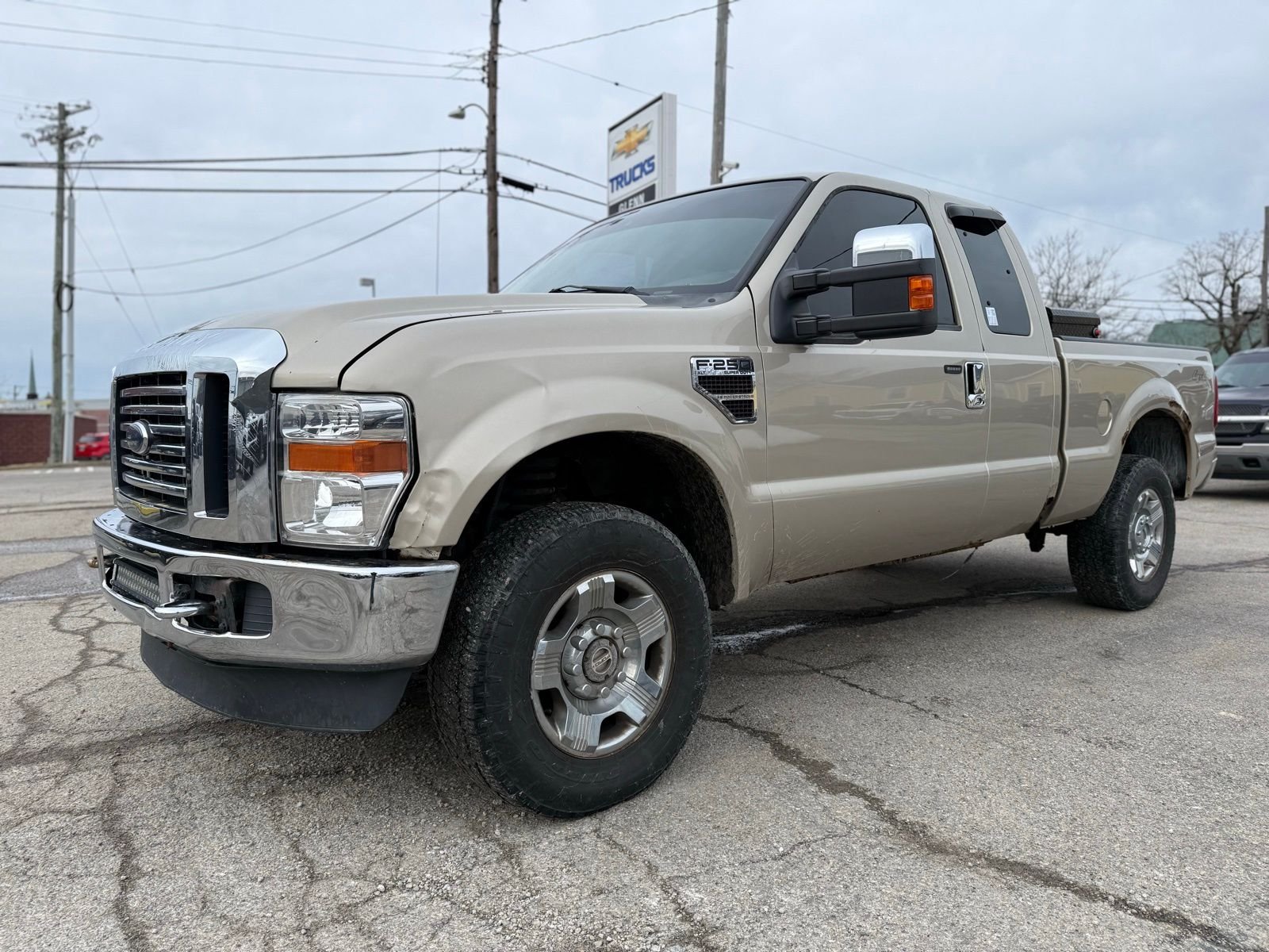 Used 2008 Ford F-250 Super Duty XLT with VIN 1FTSX21RX8ED46553 for sale in Eminence, KY