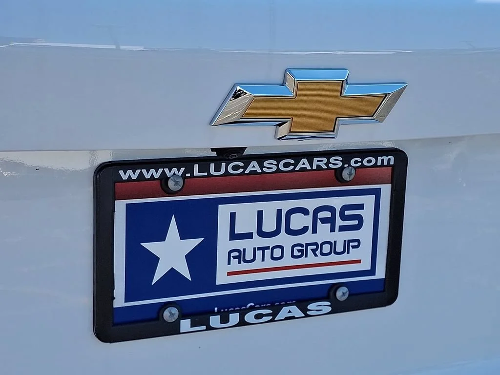 New 2026 Summit White Chevrolet LT image 21