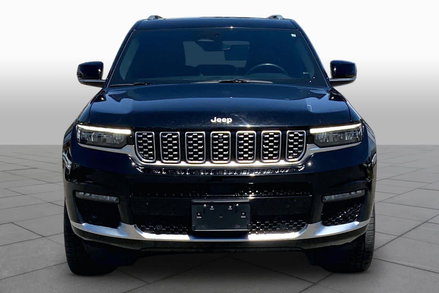 Used 2021 Diamond Black Crystal Pearlcoat Jeep Summit image 4
