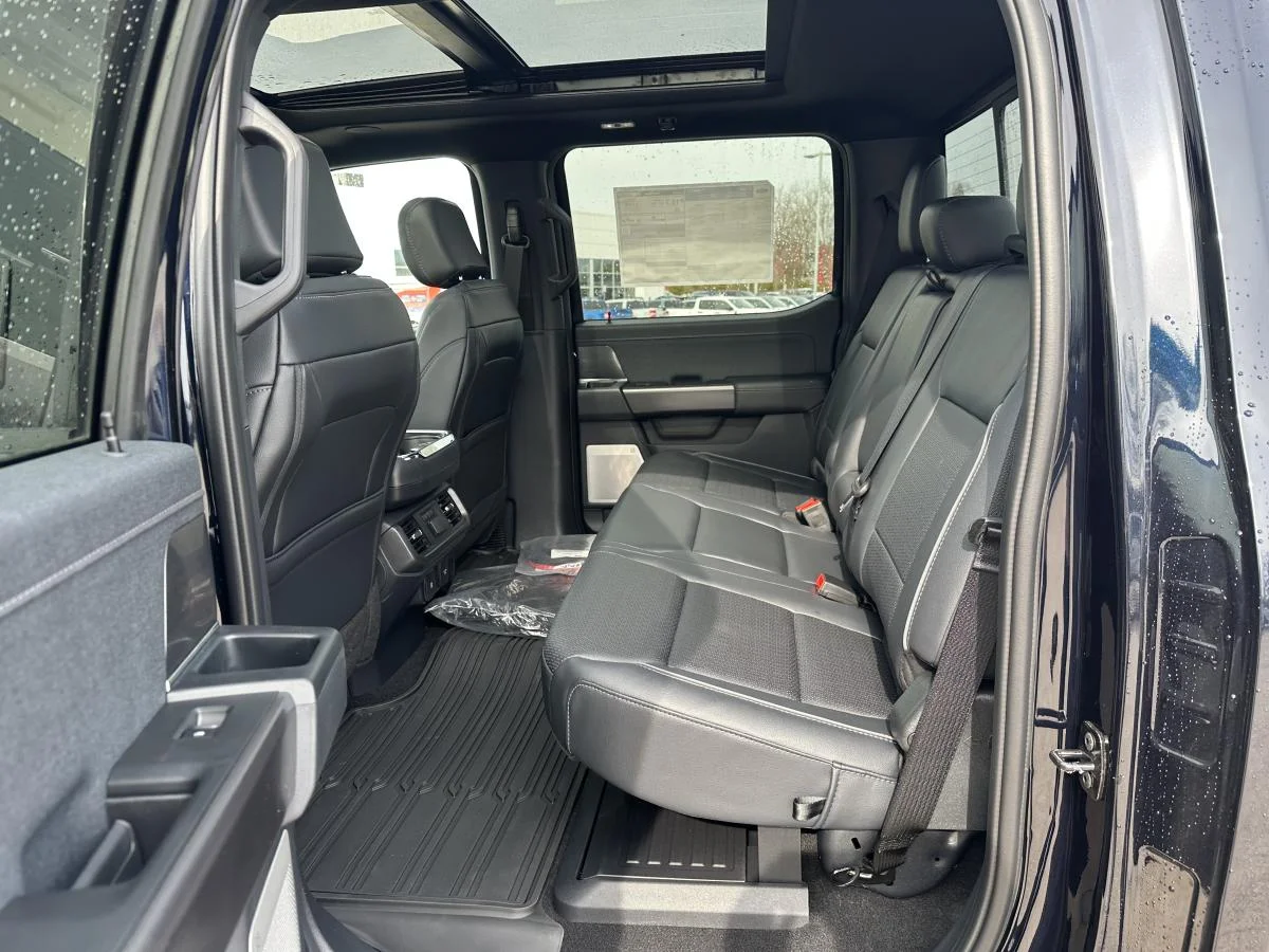 Used 2026 Blue Ford Lariat image 14