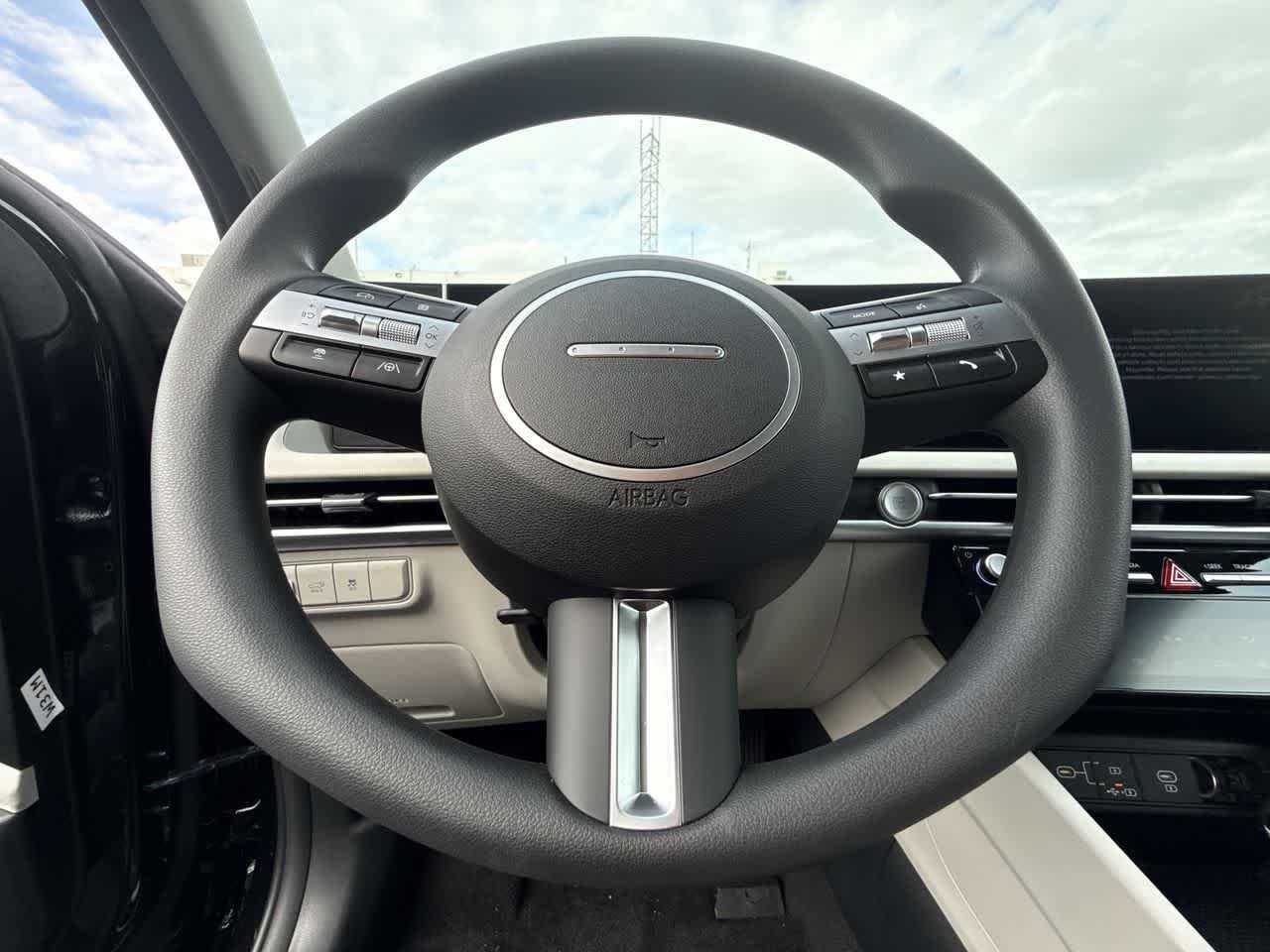 New 2026 Phantom Black Hyundai SEL FWD image 44