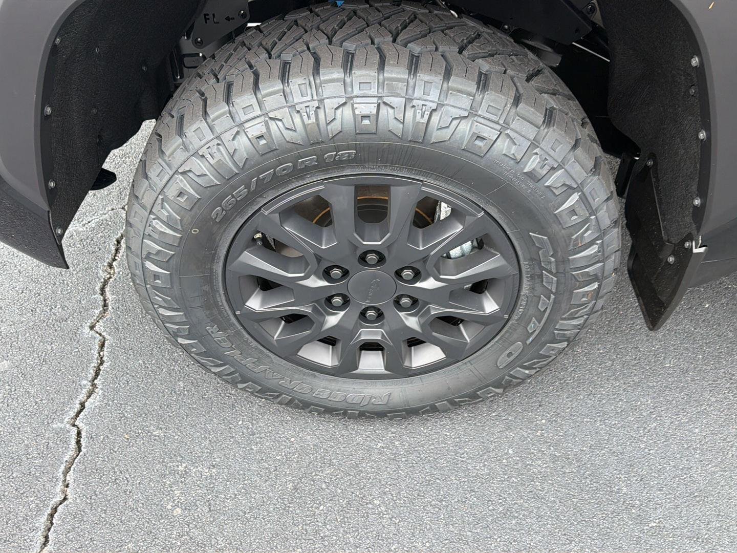 New 2026 Midnight Black Metallic Toyota SR5 image 32