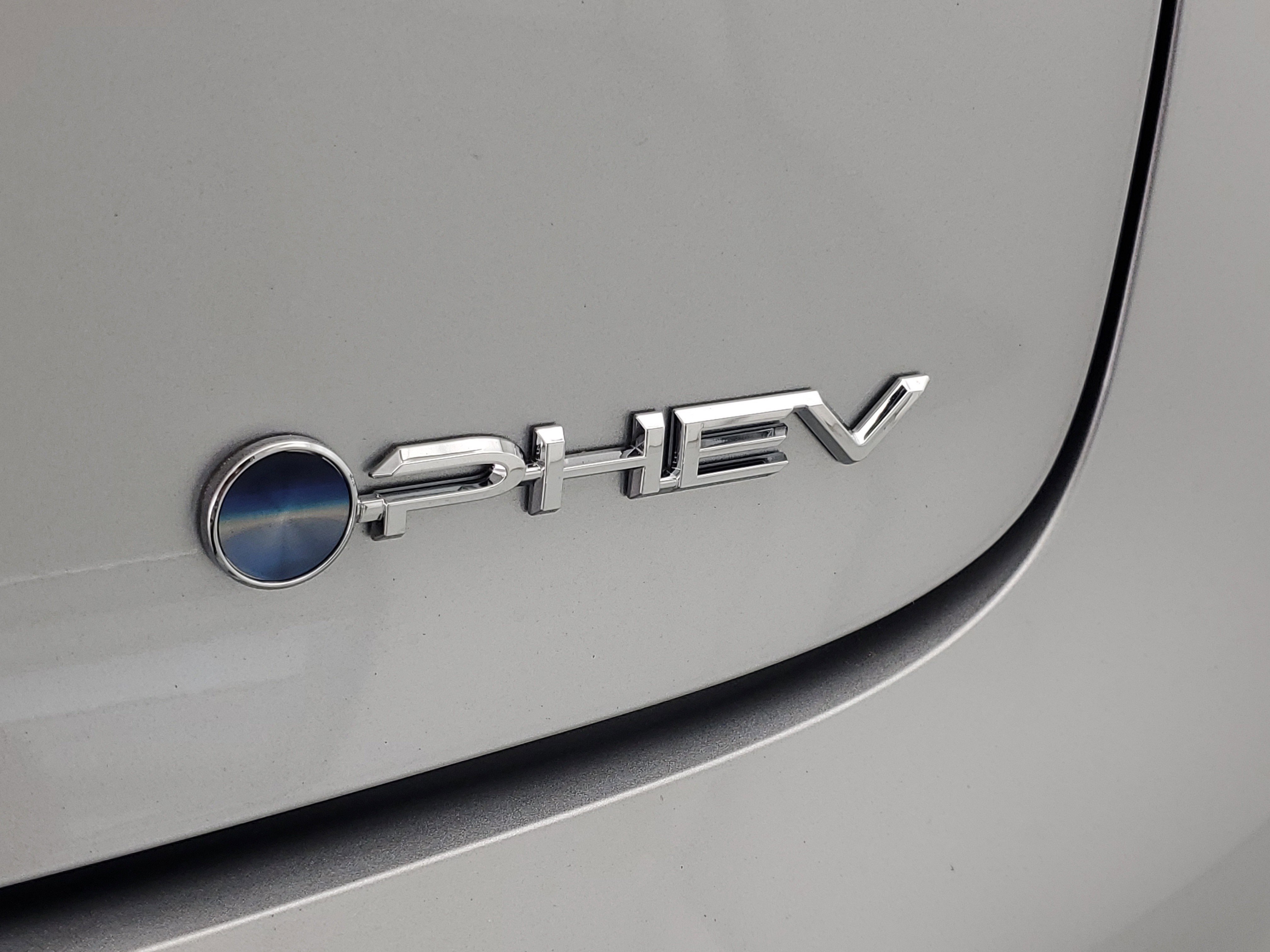 New 2026 Cutting Edge Toyota  XSE image 9