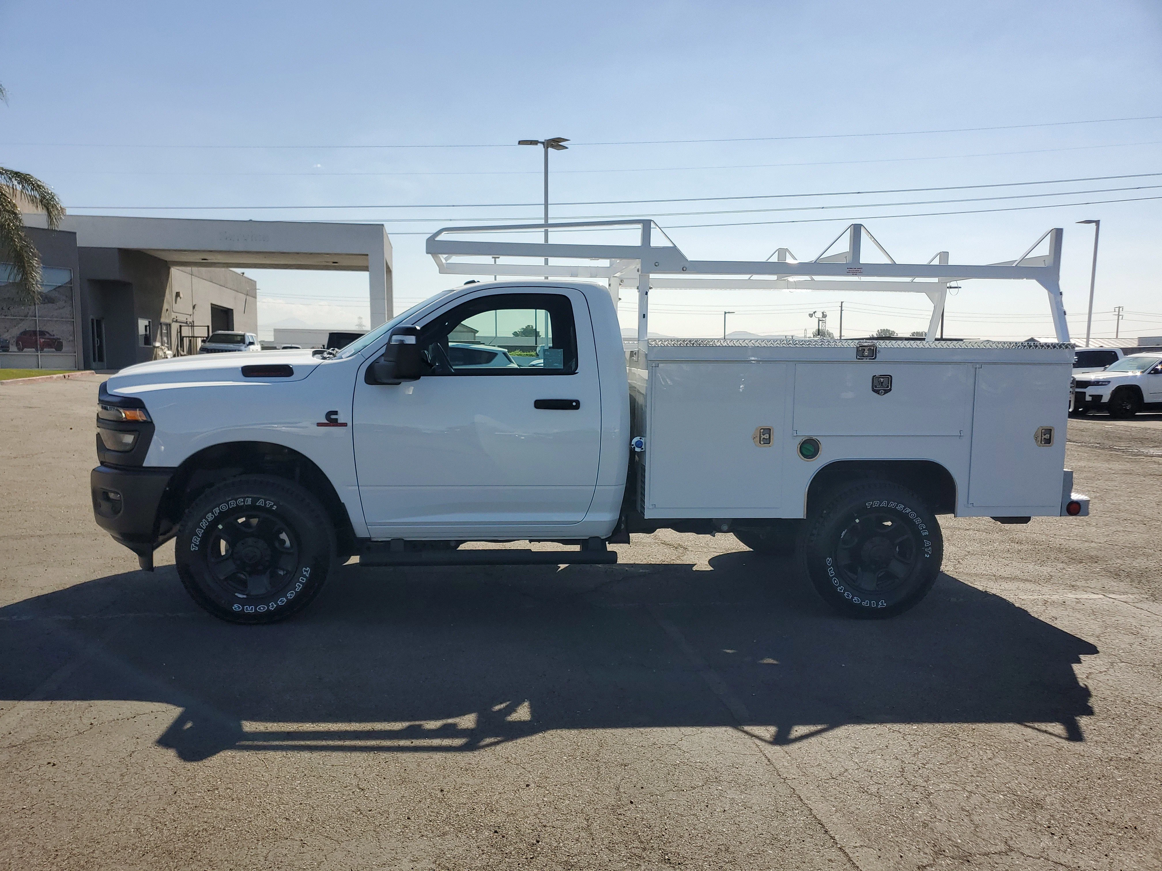 New 2026 Bright White Clear-Coat Exterior Paint RAM Tradesman image 7