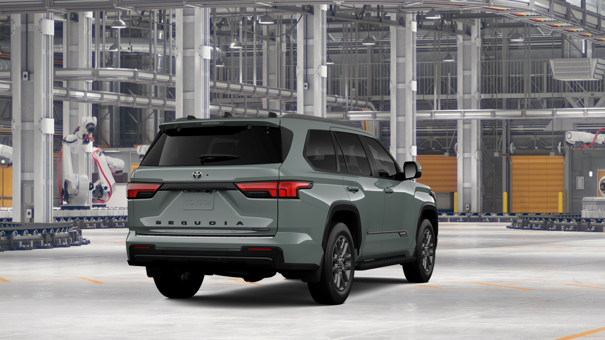 New 2026 Lunar Rock Toyota Platinum image 9