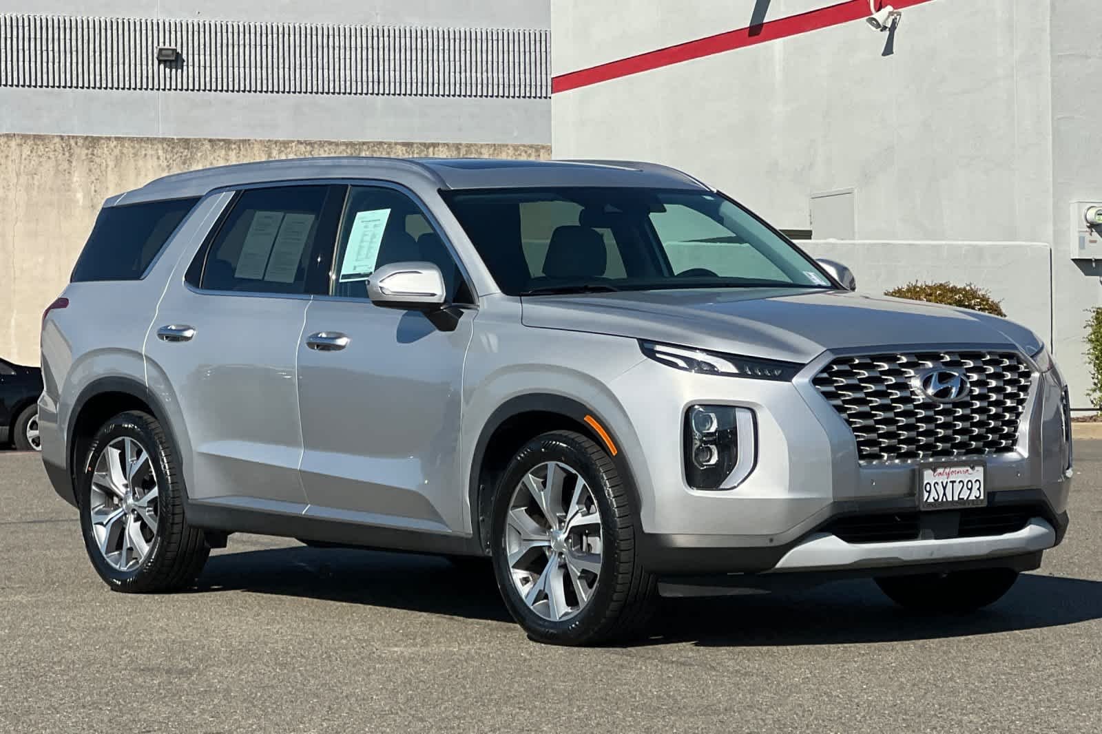 Used 2022 Typhoon Silver Hyundai SEL image 5