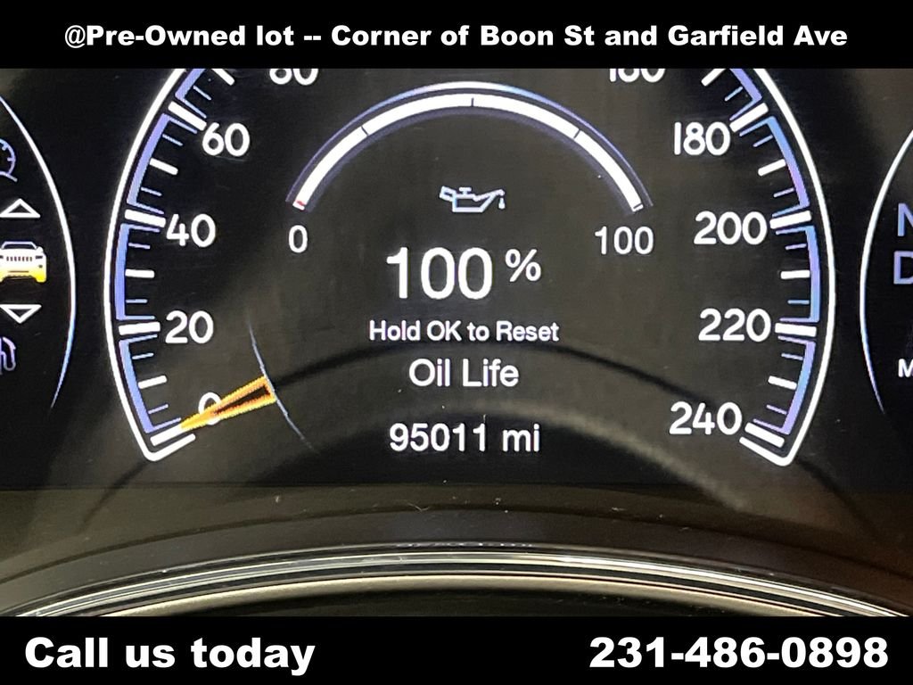 Used 2021 Silver Jeep Limited image 22
