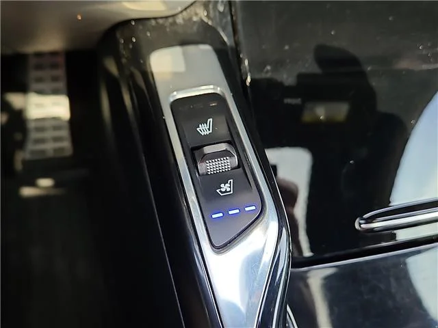Used 2023 Black KIA SX Prestige All-Wheel Drive image 17