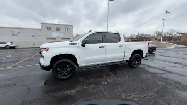 2025 CHEVROLET SILVERADO - Image 3