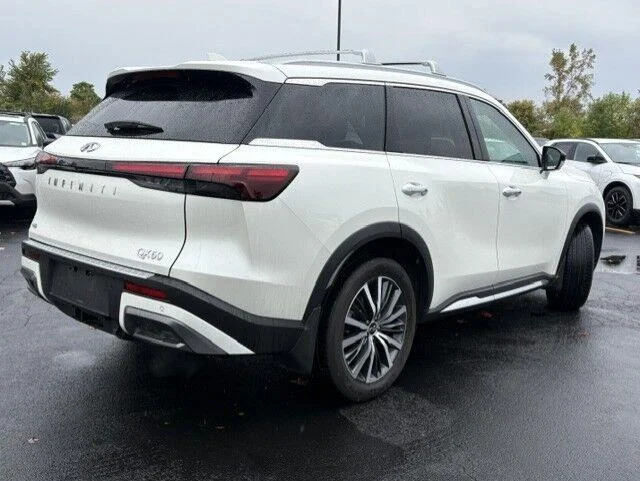 Used 2025 Majestic White INFINITI SENSORY image 14