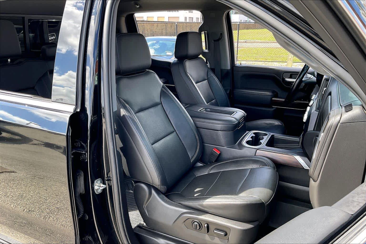 Used 2020 Onyx Black GMC SLT image 9