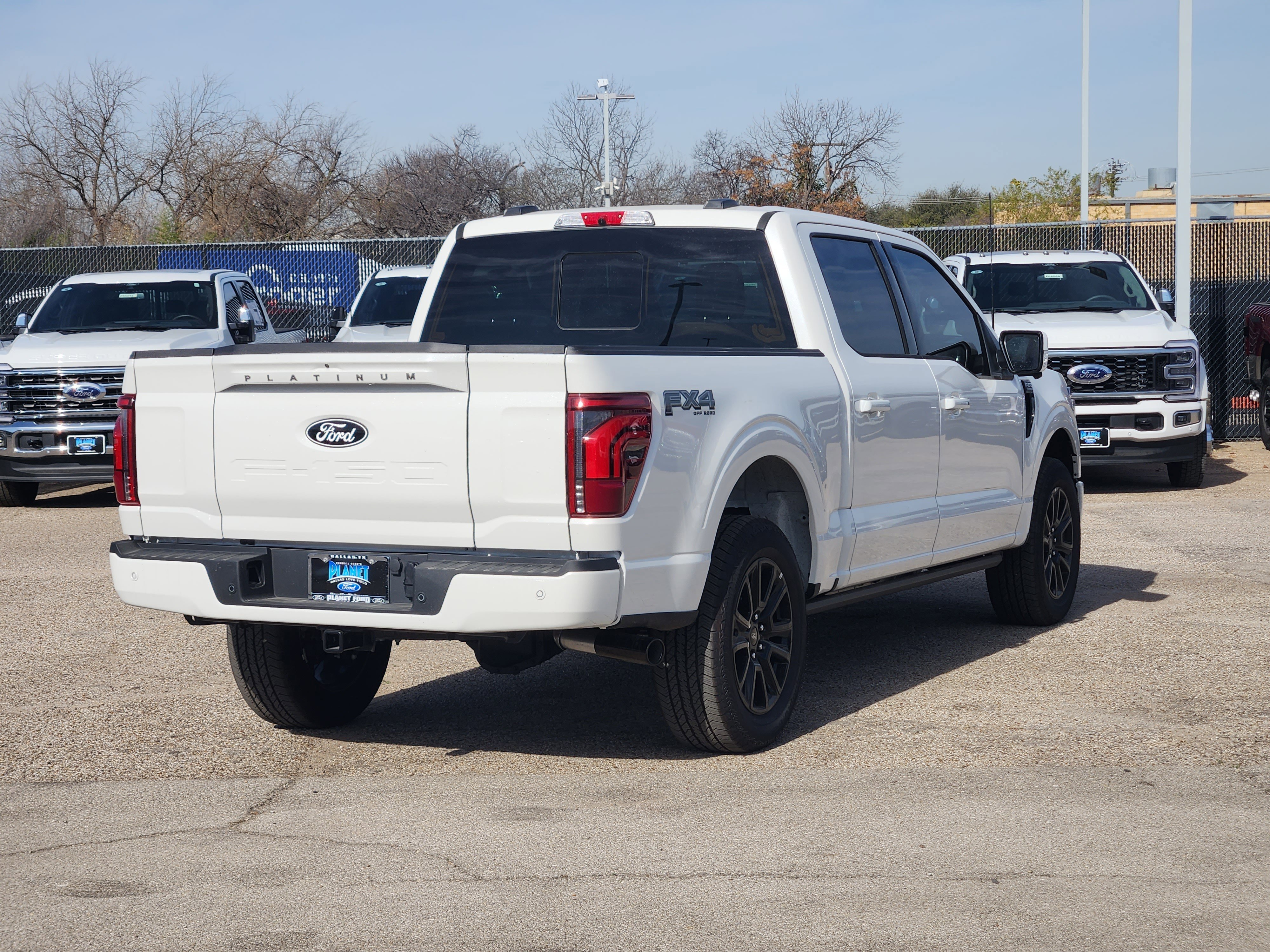 New 2025 Star White Metallic Tricoat Ford Platinum image 4