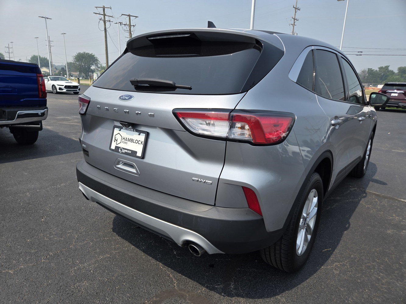Used 2022  Ford SE image 5