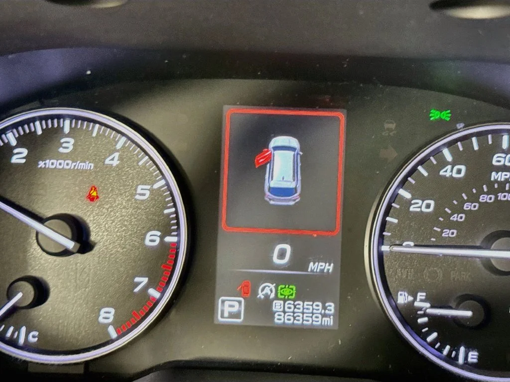 Used 2020 Abyss Blue Pearl Subaru Limited image 15
