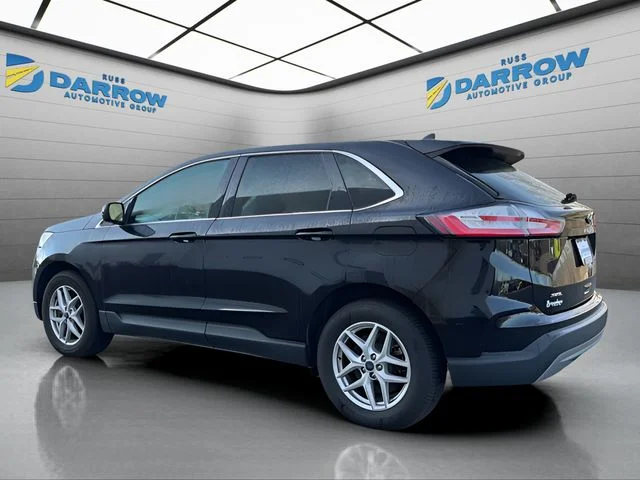 Used 2022 Black Ford SEL image 3