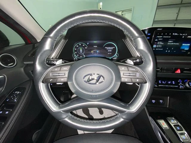 Used 2023 Red Hyundai Limited image 14