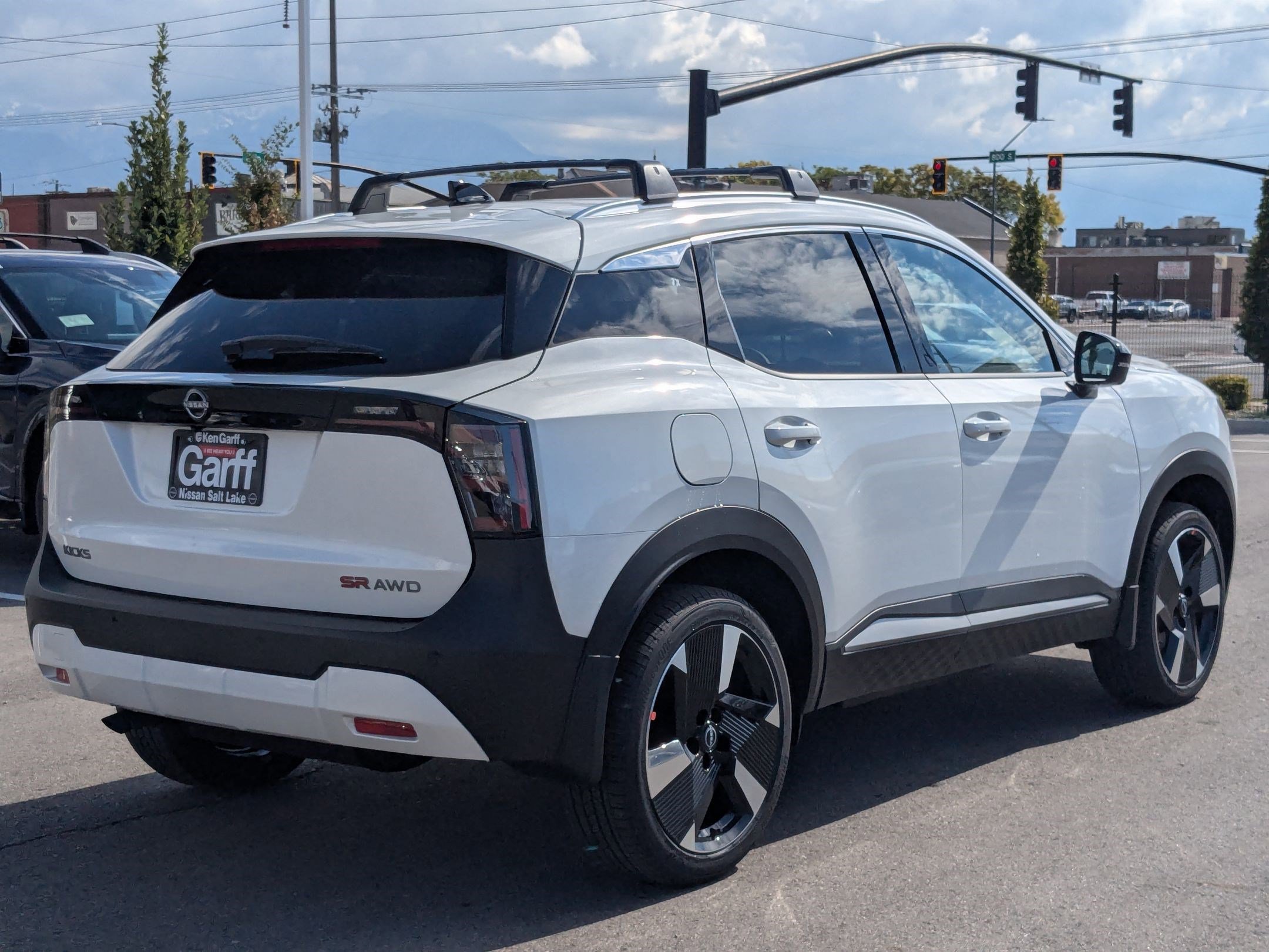 New 2026 Aspen White Tricoat Nissan SR image 3
