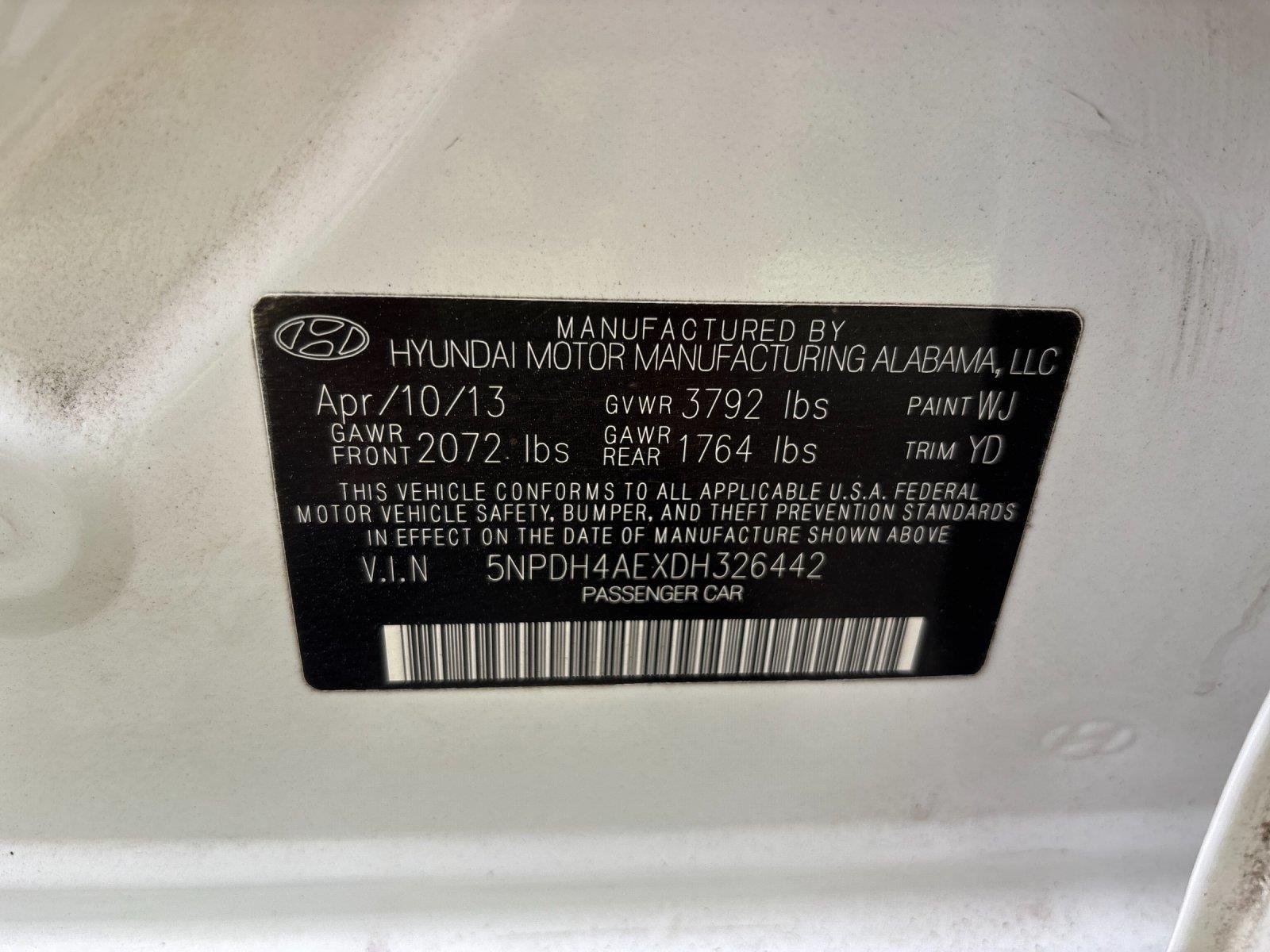 Used 2013  HYUNDAI  image 11