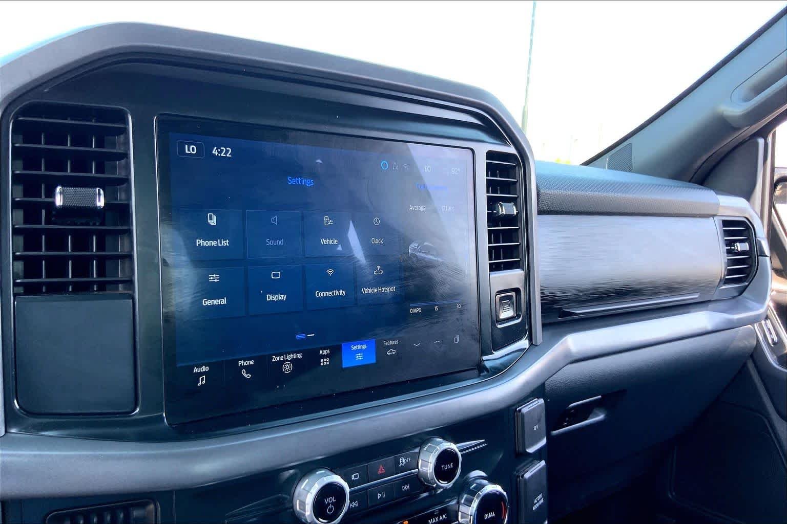 Used 2025 Iconic Silver Ford XLT image 34