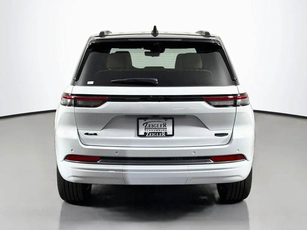 New 2027 White/off-white Jeep Summit image 6