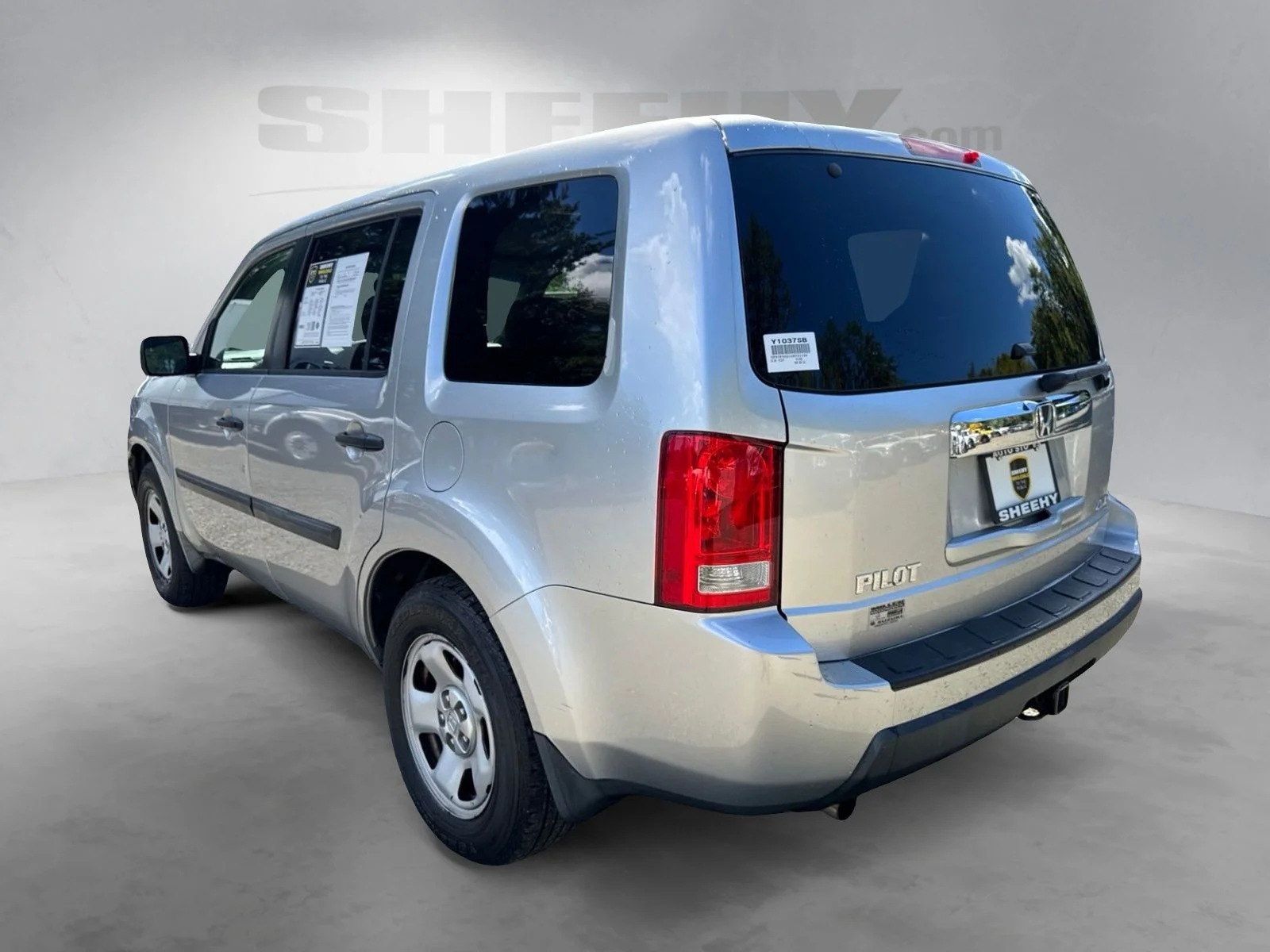 Used 2010 Silver Honda LX image 12